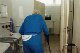 Domovy pro seniory neumí diagnostikovat ani léčit psychické poruchy.