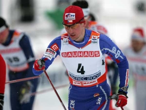 Luk&aacute;&scaron; Bauer na trati skiatlonu.