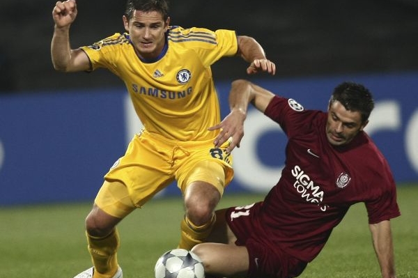 Ani hvězda Chelsea Frank Lampard nepomohl k vítězství na půdě Kluže.