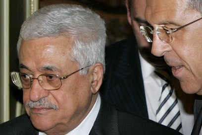 Palestinský prezident Mahmúd Abbás (vlevo)