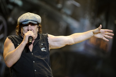 Zpěvák AC/DC Brian Johnson.