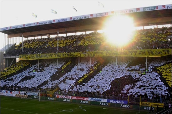 Fotbalový stadion