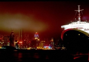 Parník Královna Alžběta II. v Hongkongu.