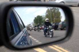 Každý osmý člověk, který umře na silnici je motocyklista.