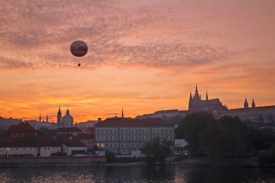 Balony nad Prahou.