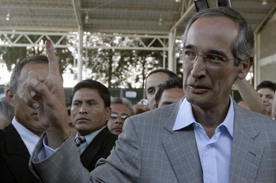 Prezidentský kandidát Alvaro Colom 