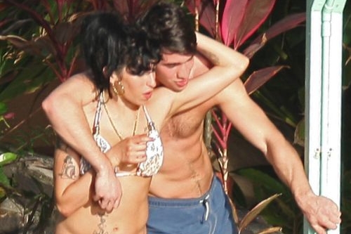 Amy Winehouse s novým přítelem Joshuou Bowmanem.