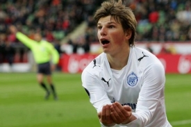 Ruský fotbalista Andrej Aršavin. Chce více peněz. Přestup možná nebude.