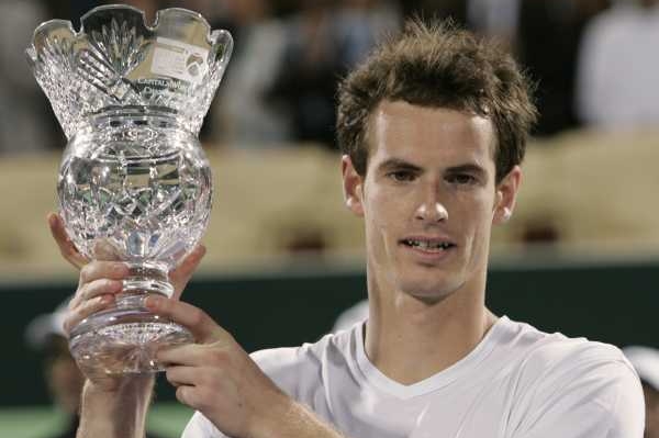 Andy Murray - vítěz exhibičního turnaje v Abú Zabí.