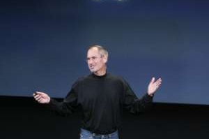 Šéf firmy Apple Steve Jobs chce získat firemní zákazníky