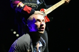 Coldplay letos přijeli i za českým publikem.