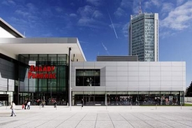 Obchodní centrum Arkády na Pankráci nahradilo bývalou tržnici. Obchodní centrum Arkády na Pankráci nahradilo bývalou tržnici.
