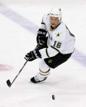Prostořeký hokejista Sean Avery urážel bývalé partnerky.