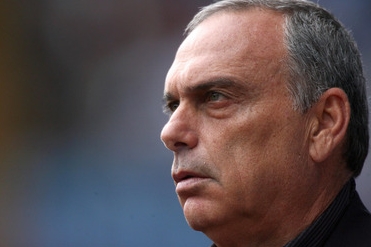 Nový trenér Chelsea Avram Grant