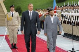 Iránský prezident Ahmadínežád v Ázerbajdžánu