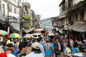Baguio, místní obchodní křižovatka.