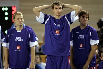 Smutek Čechů po prohře s Litvou