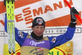 Lukáš Bauer po sobotním triumfu ve 2. etapě Tour de Ski. Lukáš Bauer po sobotním triumfu ve 2. etapě Tour de Ski.