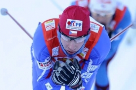 Běžec na lyž&iacute;ch Luk&aacute;&scaron; Bauer.