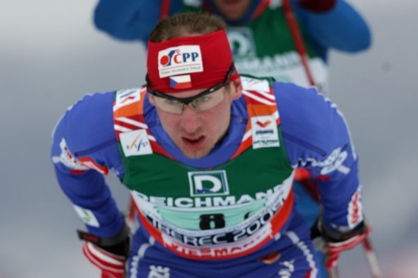 Lukáš Bauer na trati štafety. Lukáš Bauer na trati štafety.