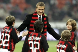Z&aacute;ložn&iacute;k David Beckham, posila AC Mil&aacute;n.