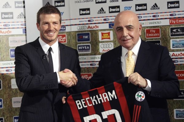 David Beckham a prezident Adriano Galliani.