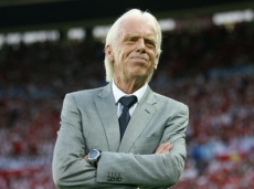 Leo Beenhakker, nizozemský kouč polských fotbalistů.
