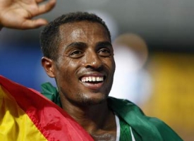 Kenesisa Bekele, od pondělí trojnásobný mistr světa v běhu na 10 000 metrů