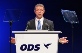 Pavel Bém by se ptal na radar.