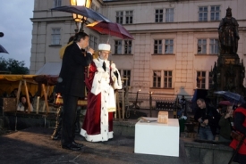 Poklepávání na základní kámen mostu - Pavel Bém a Jiří Kopejsko