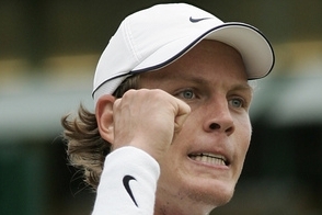 Berdych se raduje z postupu do čtvrtfinálových bojů na Wimbledonu