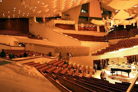 Dílo architekta Hanse Scharouna, v němž sídlí Berlínská filharmonie