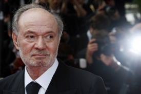 Producent a režis&eacute;r Claude Berri.