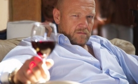 Herec Marek Vašut ve filmu Bestiář.