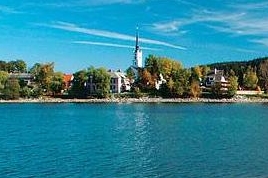 Frymburk lež&iacute; u Lipna.