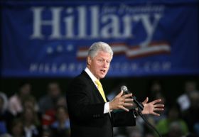 Bill Clinton je zatím Hillaryným esem