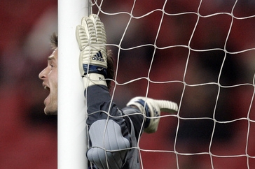 Gólman fotbalistů Norimberku Jaromír Blažek.