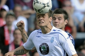 Momentka z utk&aacute;n&iacute; Mlad&aacute; Boleslav - Slavia.