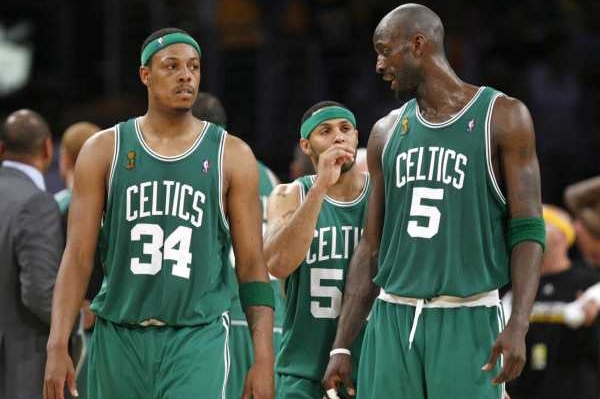 Ani největší hvězdy, Paul Pierce a Kevin Garnet, nezajistili výhru. Ani největší hvězdy, Paul Pierce a Kevin Garnet, nezajistili výhru.
