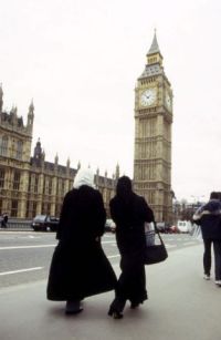V Británii žijí téměř dva miliony muslimů.