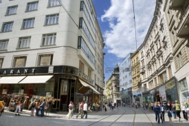 Brno chce nový systém bydlení pro Romy, má pomoci neplatičům. Brno chce nový systém bydlení pro Romy, má pomoci neplatičům.