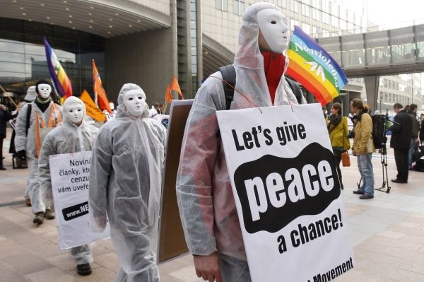 Neviditelná demonstrace v Bruselu.