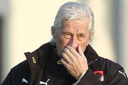 Karel Brückner. Jak dlouho zůstane na lavičce fotbalistů Rakouska?