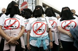 Demonstranti v Bruselu