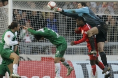 Utk&aacute;n&iacute; Stuttgartu s Wolfsburgem