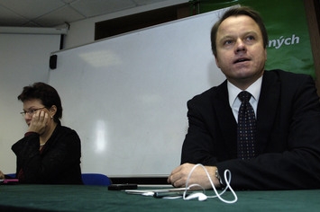 Předseda Strany zelených Martin Bursík (vpravo) a Dana Kuchtová.