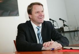 Bursík má důvod k úsměvu. Zelení získají místopředsedu Sněmovny.