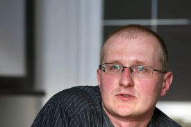 Tom&aacute;&scaron; Burs&iacute;k z &Uacute;stavu pro studium totalitn&iacute;ch režimů