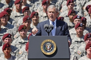 Prezident George Bush chce n&aacute;vrh finančn&iacute;ch &scaron;krtů vetovat.