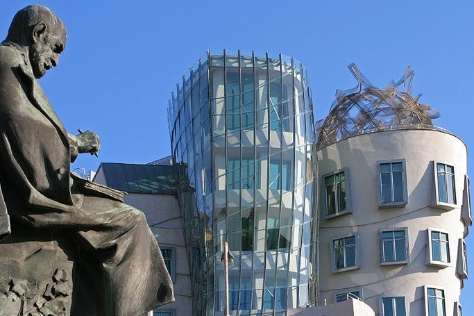 Výstva představí nejen notoricky známé ikony pražské architektury.